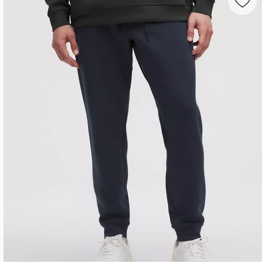 Lululemon Smooth Spacer Jogger size M men’s pants navy blue